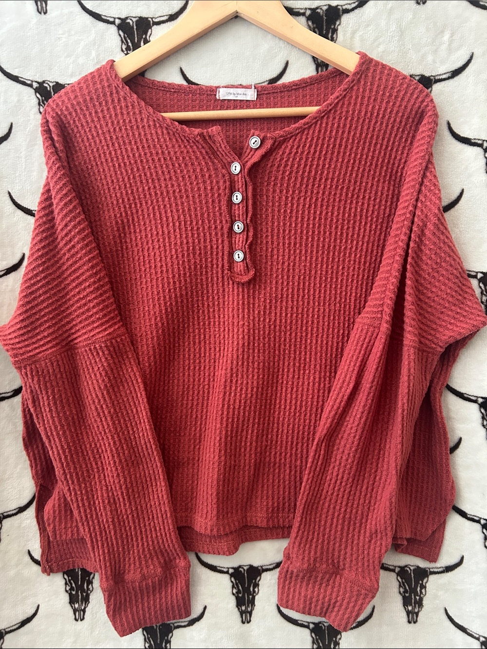 12PM by Mon Ami Rust Waffle Knit Henley Top Size Medium
